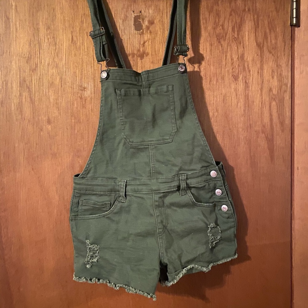 Forever 21 overall shorts